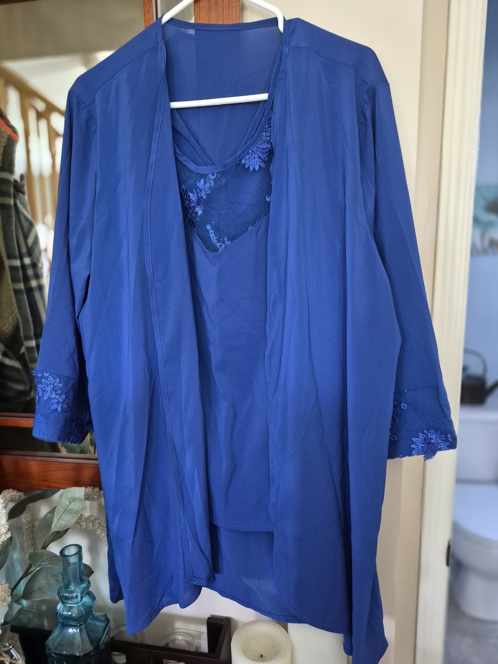 Blue Lace-Detail V-Neck Women's Top - Picture 6 of 6